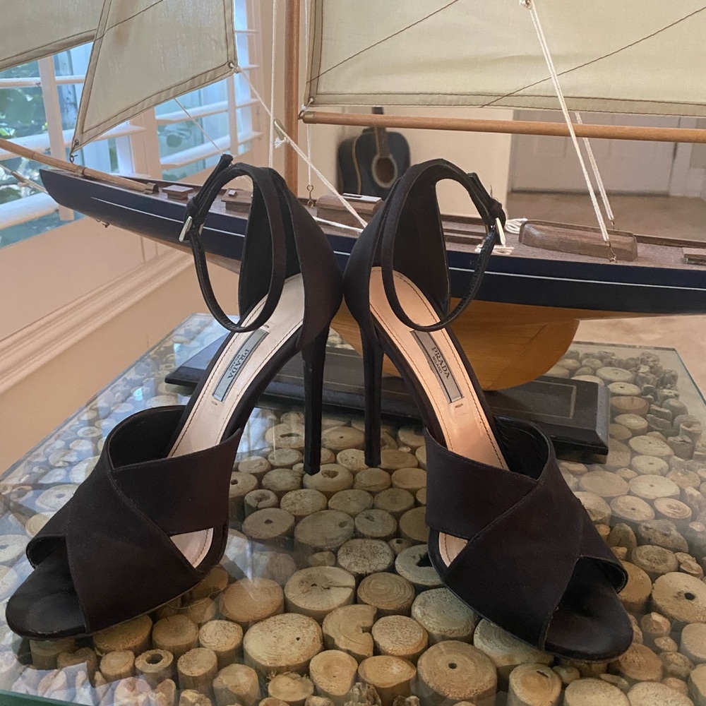Prada Black Open Toe Heels Size 39 (8.5 US)